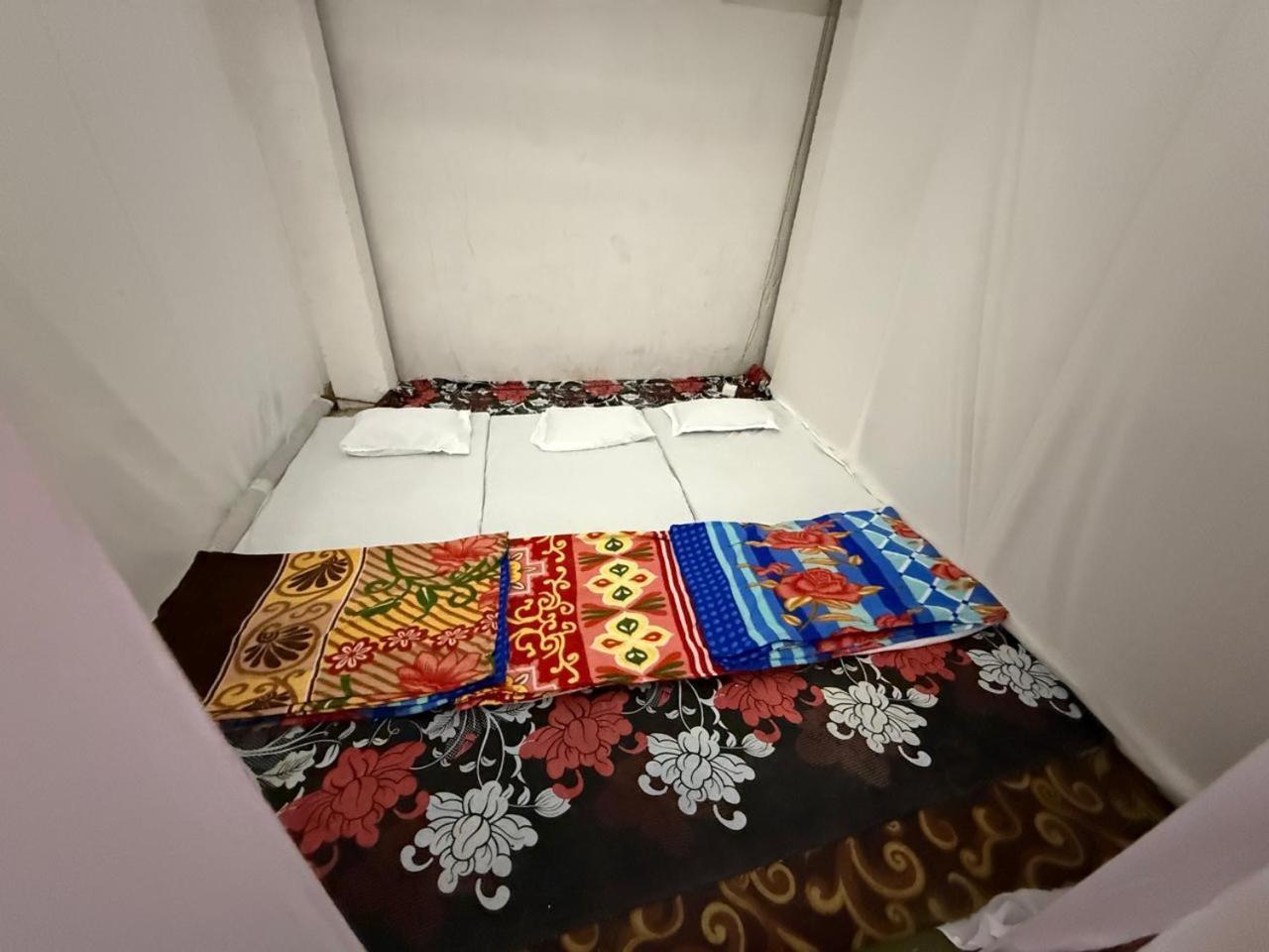 Arail Tent City Kumbh Cottage Mahakumbh -Near Arail Ghat And Naini Station Prayagraj Exterior foto